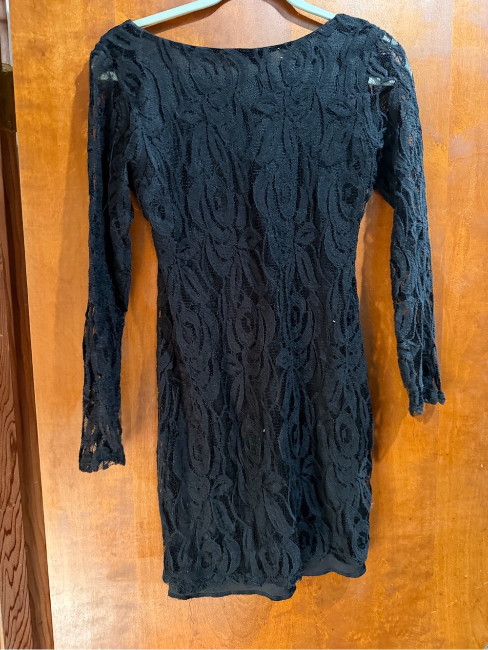 Body Central Black Lace Long-Sleeve Sheath Dress